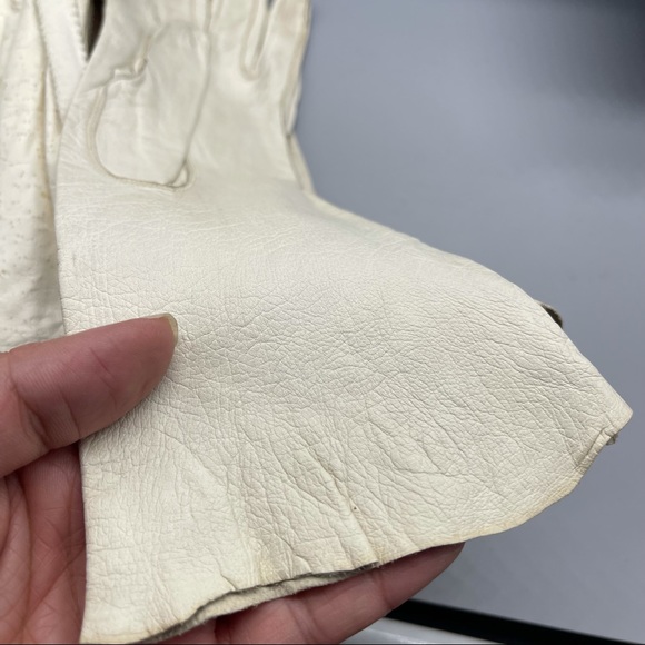 Vintage glove bundle - Picture 10 of 16